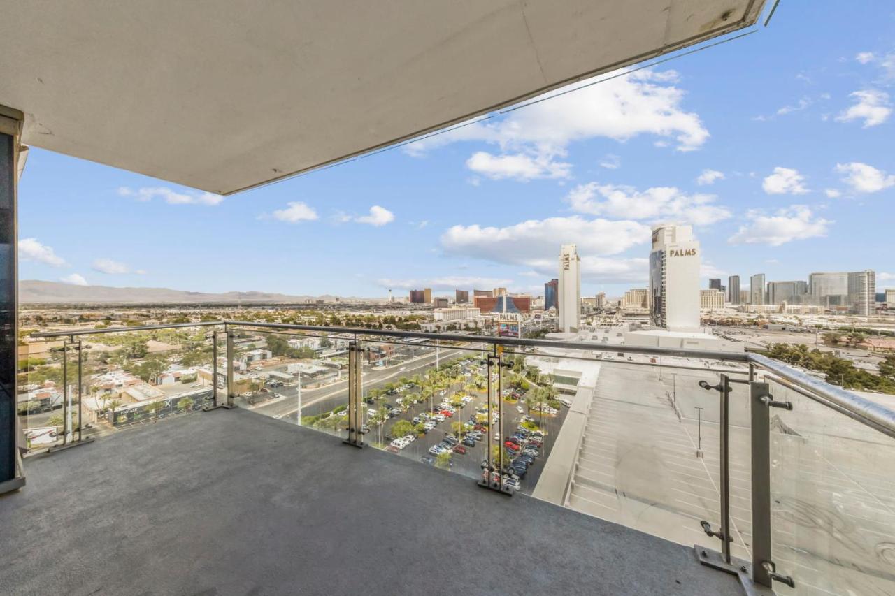 Huge Modern Luxury 17 Floor Panoramic Corner Suite With Open Balcony Лас-Вегас Екстер'єр фото