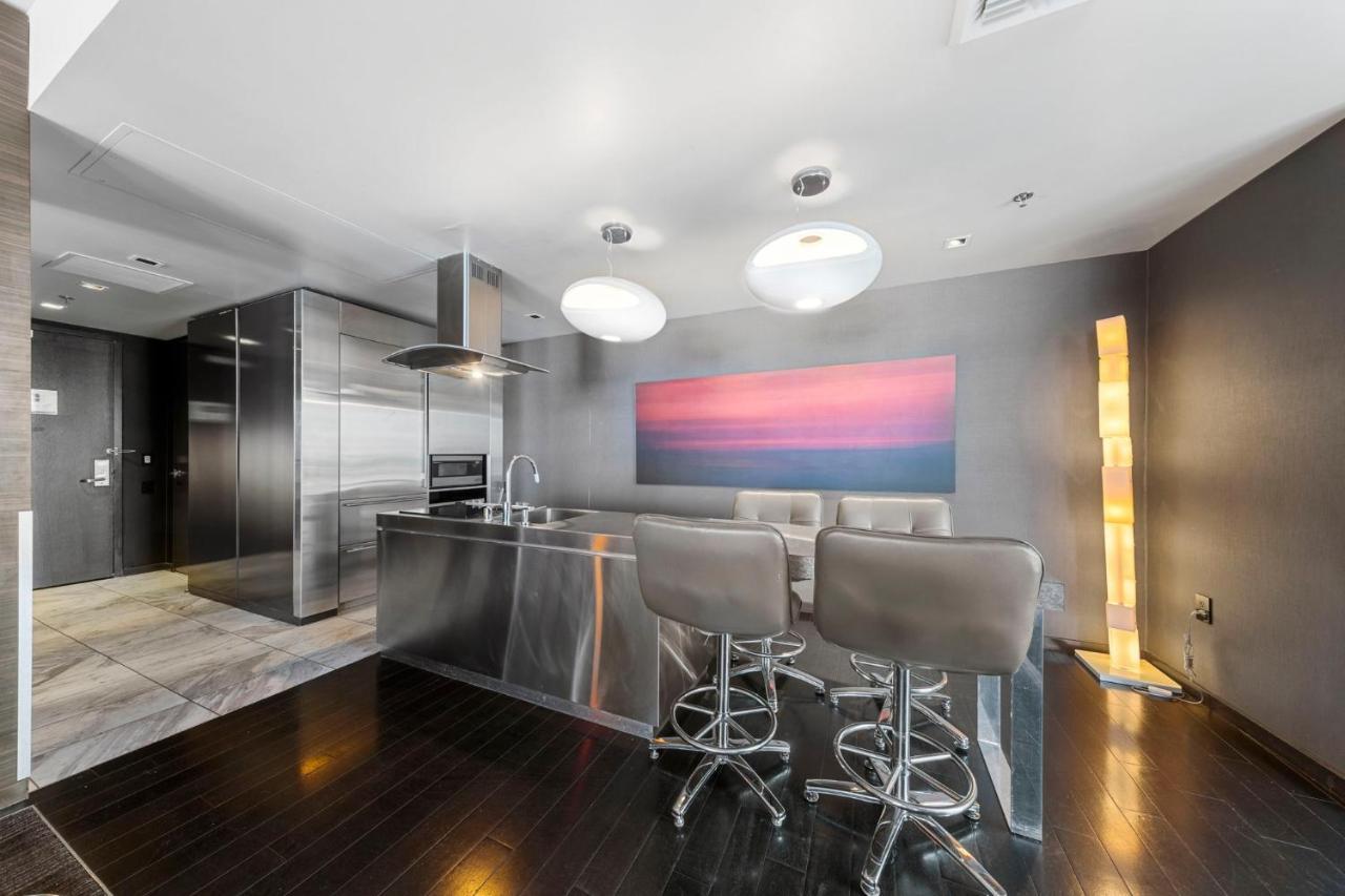Huge Modern Luxury 17 Floor Panoramic Corner Suite With Open Balcony Лас-Вегас Екстер'єр фото