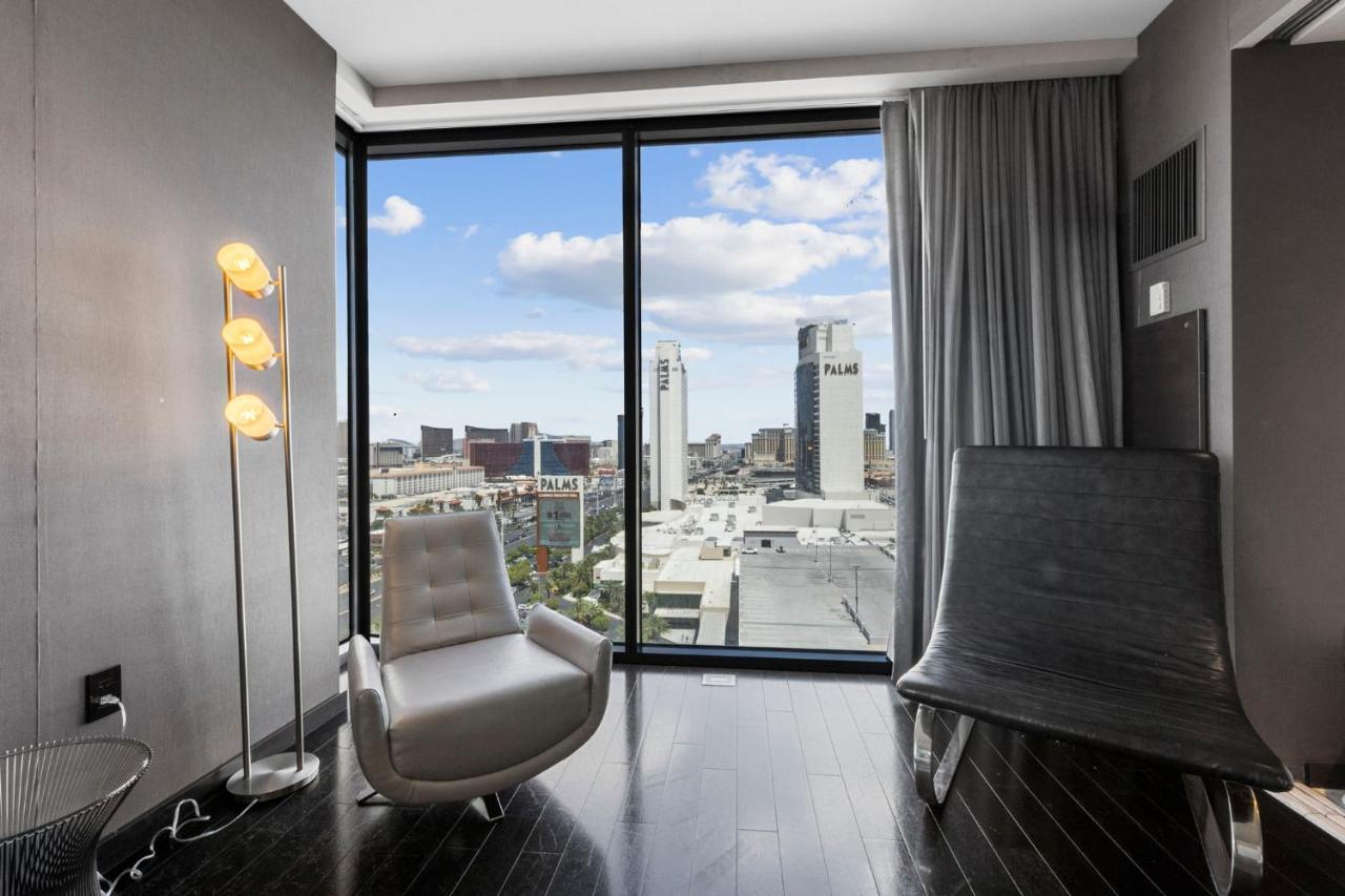 Huge Modern Luxury 17 Floor Panoramic Corner Suite With Open Balcony Лас-Вегас Екстер'єр фото