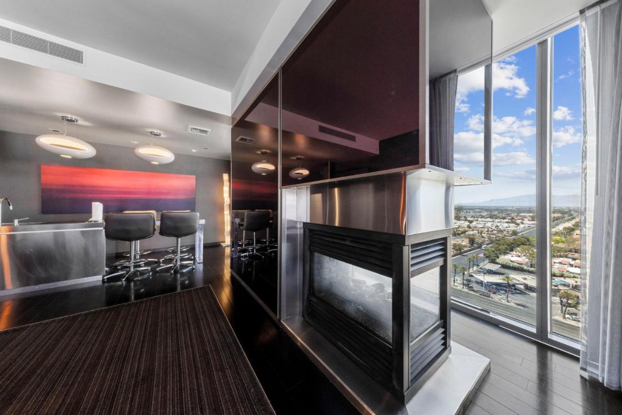 Huge Modern Luxury 17 Floor Panoramic Corner Suite With Open Balcony Лас-Вегас Екстер'єр фото